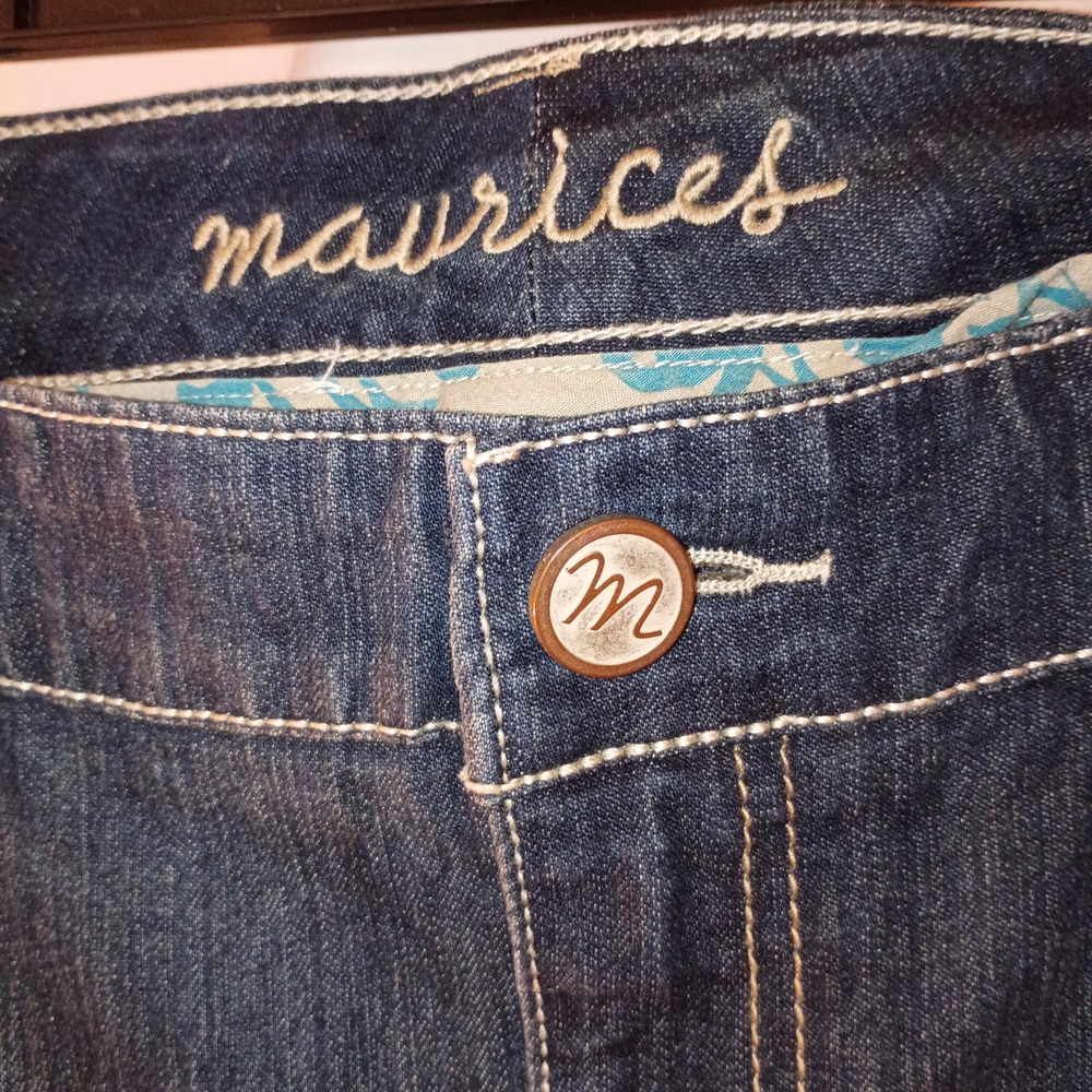 Maurices Women's Blue Jeans - Picture 5 of 6